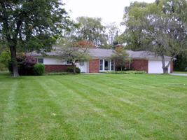 Bloomfield Twp MI Ranch home 4251 Derry St 3 BR 1.5 BA